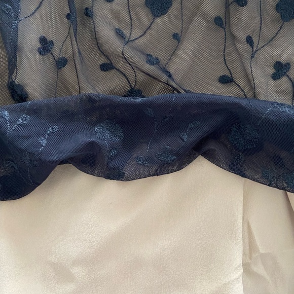 Excellent condition top and skirt set - Picture 4 of 6